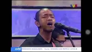 Mengapa dari 8teenmarch busker .Live di Mhi tv3 single pertama dari 8teenmarch