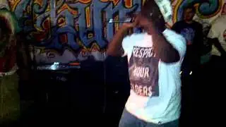 Dustin Cavazos - & A.Dd+ Under (Live)