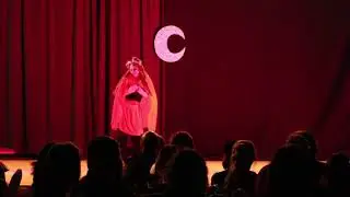 Red Riding Hood Burlesque   Miss Honey Lust