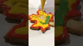Fall leaf cookie decorating 3#cookiedecorating#falldecor #shorts