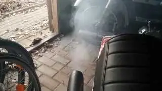How an oldtimer should start! (cold start, smoke)
