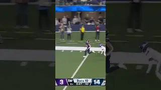 Herbert ROCKETS a pass to Ladd McConkey for a 27 yard TOUCHDOWN Chargers vs Vikings #shorts #nfl
