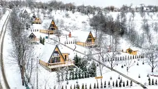 IezerVenture Cabins - peisaj de iarna