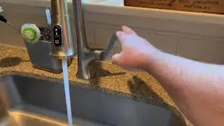 Низкое давление воды в кухонном смесителе Pfister &mdash; как снять и почистить картридж