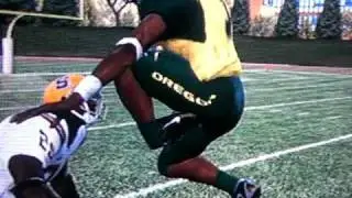 Horrifying Injury In NCAA Football 09 (PS3) (HQ)