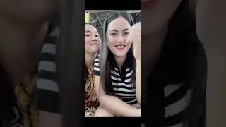 Duduk santai depan rumsh
