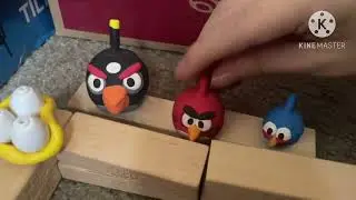 Angry birds peace treaty (toys version)