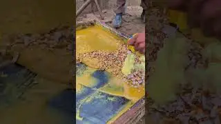 Gur jaggery