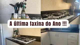 FAXINA PESADA NA COZINHA PARTE 1| começar o ano bem/ 2 dias de faxina, tudo brilhando! 