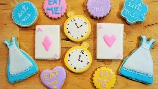 GALLETAS DE ALICIA EN EL PAIS DE LAS MARAVILLAS - BAKING DAY