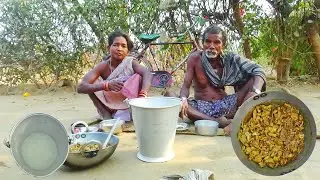 Rice Beer with Tribe Grandma and Grandpa Chicken Skin Curry and eating .