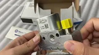 Aventics R414002403 Pneumatic Solenoid Valves ED02-000-060-010-1M12A