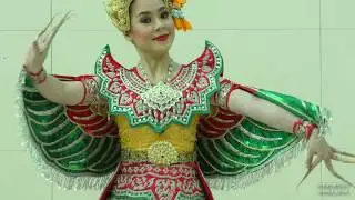 Rabam Kinaree Ron Dance, Bunditpatanasilpa Institute Dancers, British Museum, London  22nd Feb 2018