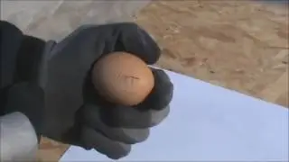 Aerogommage d'un oeuf !