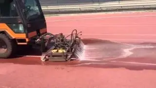 Lavori Polytan retopping pista di atletica Stadio Ridolfi Firenze. Polymobile in azione