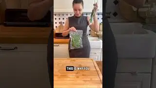 The exact reasons why you should blanch your veggies before freezing #recipe #freeze #vegetables