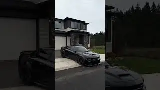 Dodge Charger SRT Hellcat Widebody.