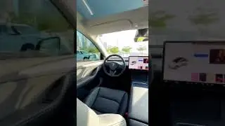 What do you think about the minimalistic interior design on the Tesla Model Y? 🤔