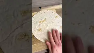 Halloumi Wraps