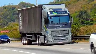 VOLVO FH NO SIDER QUALIFICADO DA TR GARCIA DESFILANDO A RIO X BAHIA!