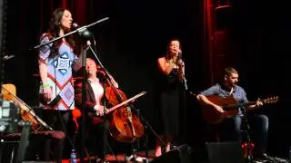 Nasc - (Neil Martin, Gr&aacute;inne Holland, Maeve Mac Kinnon, Donal O'Connor, Ross Martin) AIRD&Iacute; CUAIN