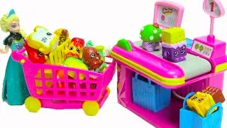 Shopkins Small Mart Playset with 2 Exclusive Shopkins