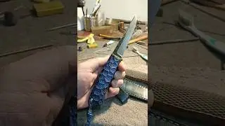 нож 
