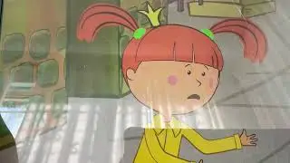Scooter gets crushed by a bus ￼