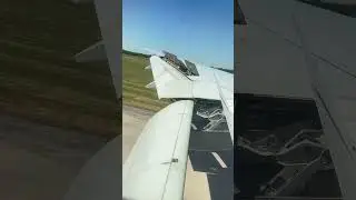 🛬 Aircraft Air Brake in Action! ✈️#shorts #AirBrake #AircraftSpoilers #AviationTech #PlaneLanding