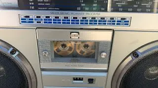 JVC-M70 boombox belt replacement (part 4)