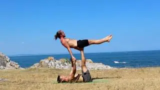 Summer Flow - AcroYoga