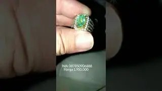 #gemstone #permata Natural Emerald Beryl Warna Hijaunya Segar Nego Serius Pasti Deal Bos !!