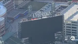 Fans sound off on new 'Comerica Park' signage that replaced 'Tigers'