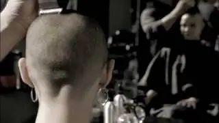 Mercedes-Benz commercial by Tarsem Singh (director: 