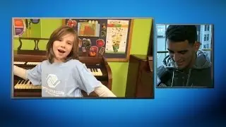 Oregon's Marcus Mariota reacts to Heisman support from some young fans