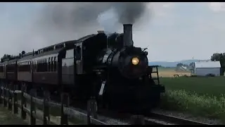 Strasburg 89 passing Red Caboose Motel