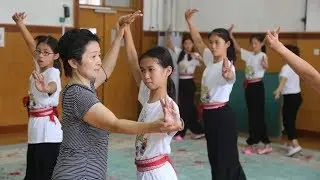 Overseas Chinese students get in touch with their roots at summer camp