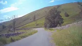 Yorkshire Back Roads &ndash; 25% Descent | Stunning View Towards Kettlewell