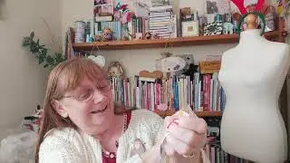 little Workroom Crafts VLOGMAS DAY 6 2020