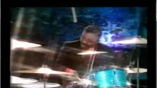 Sonny Payne- drum solo with Harry James Oct 23, 1971