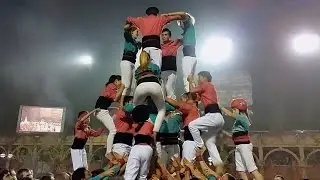 Castell de germanor entre Xiquets d'Hangzhou i Castellers de Vilafranca
