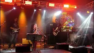 EPAL orig song by FUDGE DE LEON performed by FUDGĪNAZ @The70sbistroOfficial 12.27.25