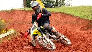 Disputa equilibrada na Corrida da Nacional 200cc no Paranaense de Velocross