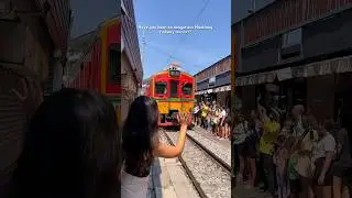 Bangkok, Maeklong railway market