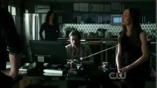 Nikita 2x16 The phone call with Amanda 