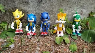 Sonic the Hedgehog Figure Hunt Day 5: Sonic and Friend/Knuckles/warehog/Tails/Silver/Shadow