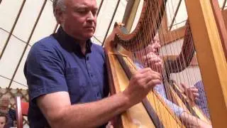 Triple harp lesson in the Tŷ Gwerin