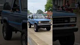 Ford Bronco II Classic SUV Drive By Engine Sound Harper Charity Cruise 2024