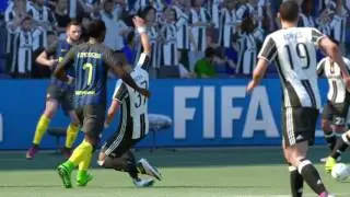 Жду выхода полной Fifa 17,а пока играю в демку.Inter Milan Juventus