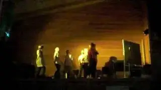 IU fremf&oslash;ring av dansegruppe 2